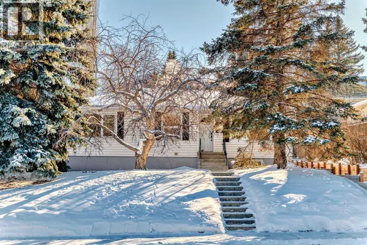 319 45 Avenue SW, Calgary, Alberta T2S1B3