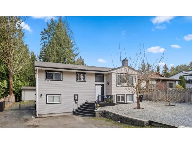 4900 200TH STREET, Langley, British Columbia V3A1L5