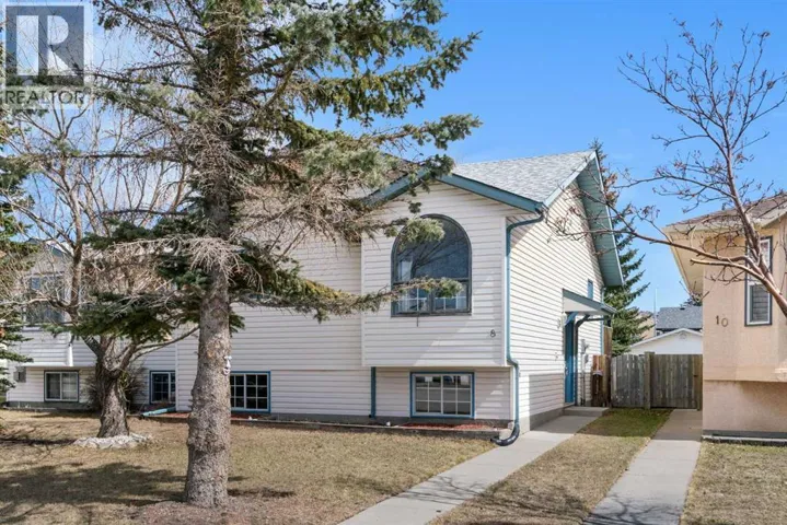 8 West Aarsby Road, Cochrane, Alberta T4C1M4
