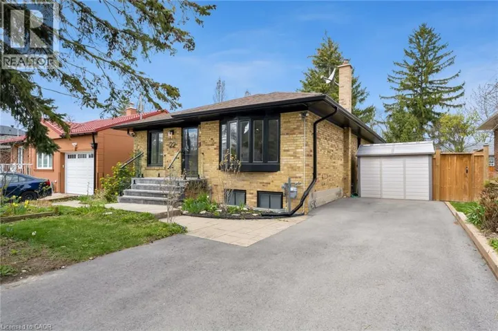 22 NORTH HEIGHTS Road Unit# LOWER, Toronto, Ontario M9B2T1