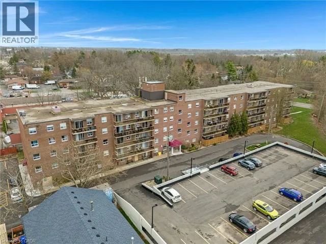 793 COLBORNE Street Unit# 114, Brantford, Ontario N3S7J3