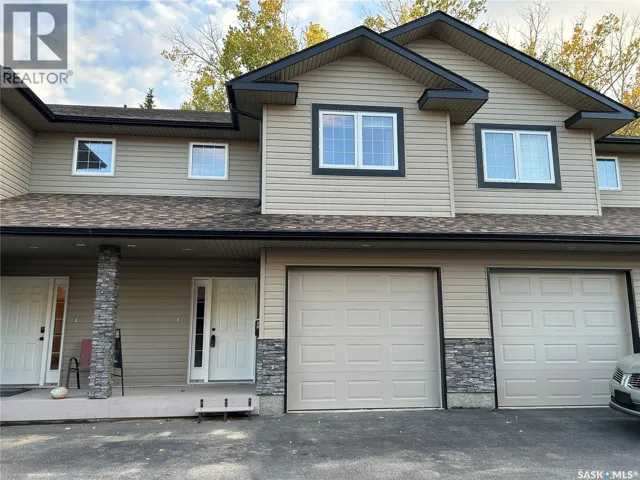 D2 33 Wood Lily DRIVE, Moose Jaw, Saskatchewan S6J1B4