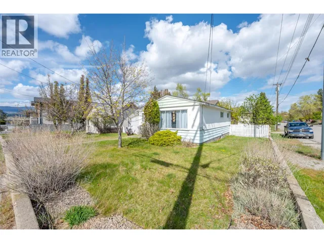 797 FORESTBROOK Drive, Penticton, British Columbia V2A2E6