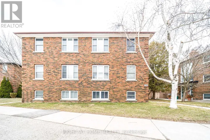 4 - 340 LAKESHORE ROAD W, Mississauga (Port Credit), Ontario L5H1H1