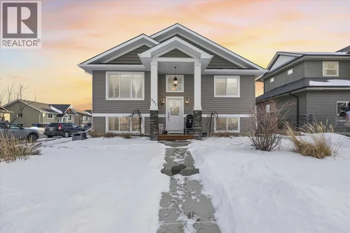 301 McLeod Crescent, Diamond Valley, Alberta T0L2A0