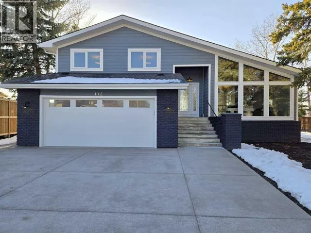 172 Oakchurch Place SW, Calgary, Alberta T2V4B5