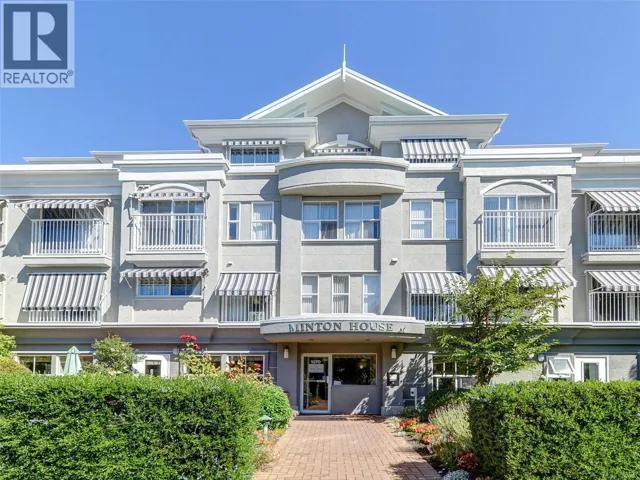 208 1070 Southgate St, Victoria, British Columbia V8V2Z2