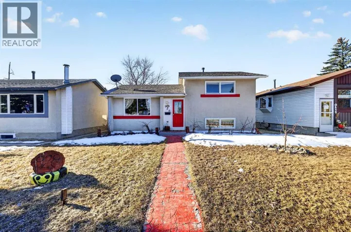 928 Pinecliff Drive NE, Calgary, Alberta T1Y3Y2