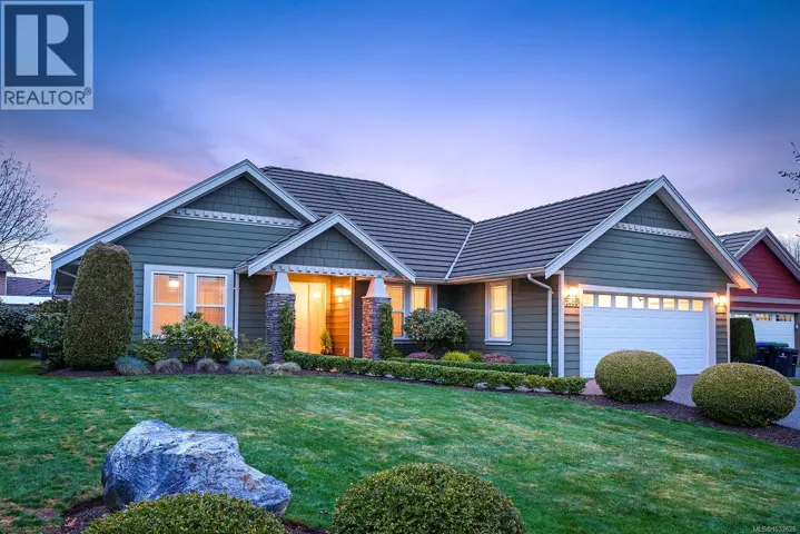 2400 Idiens Way, Courtenay, British Columbia V9N9J3