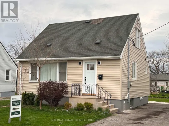 9 ADMIRAL ROAD, St. Catharines (Secord Woods), Ontario L2P1G4