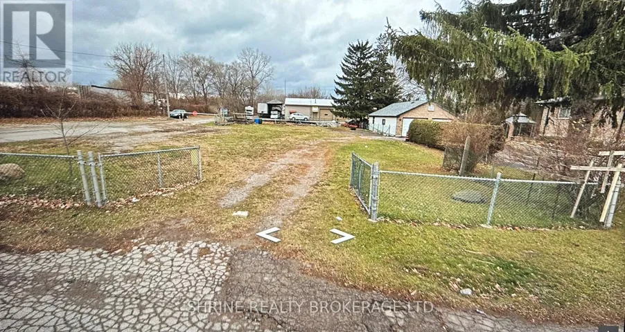 16 CLARKE ROAD, London East (East Q), Ontario N5W5W6