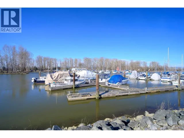 110 4803 48 AVENUE, Delta, British Columbia V4K1V2