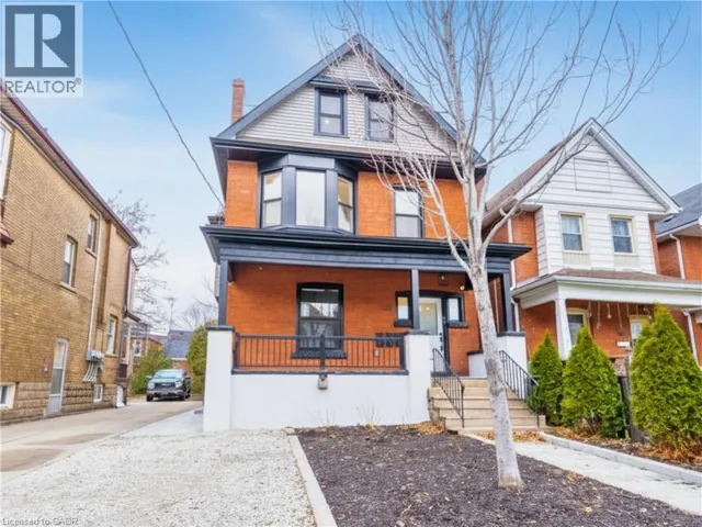 204 BALSAM Avenue S, Hamilton, Ontario L8M3B8