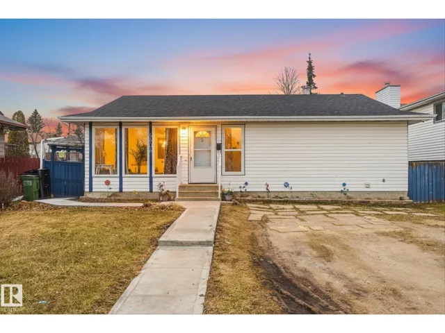 4808 21 AV NW, Edmonton, Alberta T6L2V8