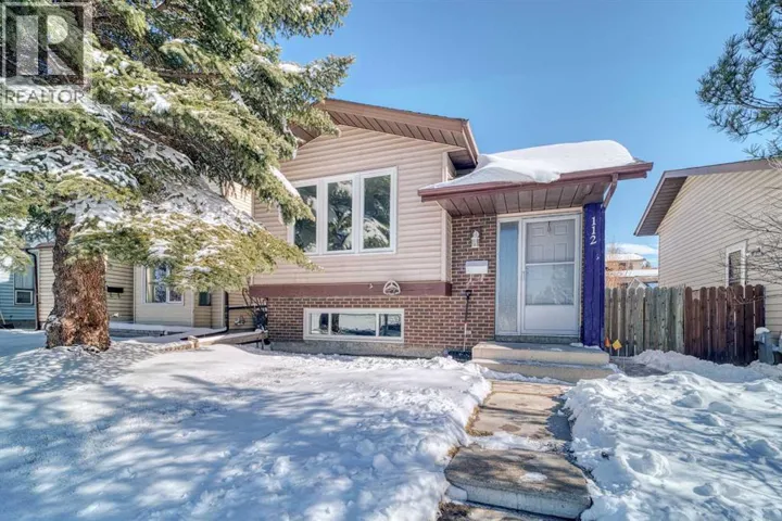 112 Edgedale Way, Calgary, Alberta T3A2P9