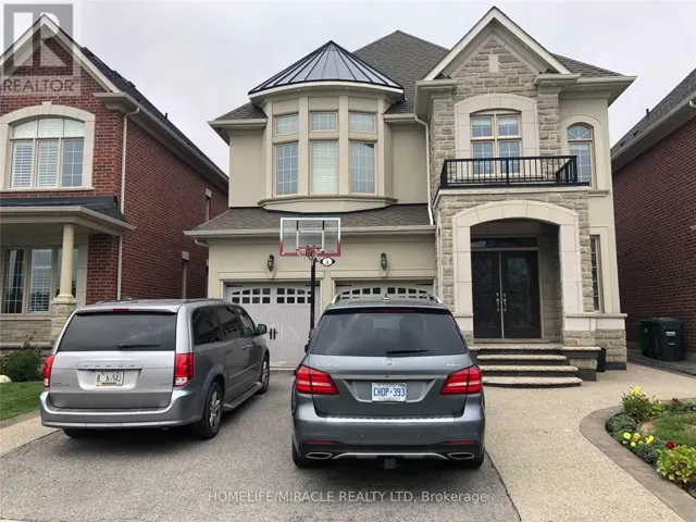 4 LOUISBURG CRESCENT, Brampton (Credit Valley), Ontario L6X3A7