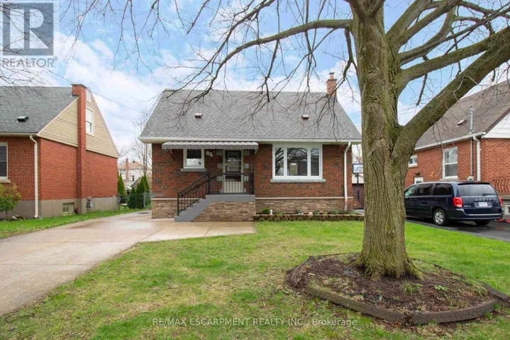 149 EAST 34TH STREET, Hamilton (Raleigh), Ontario L8V3W7