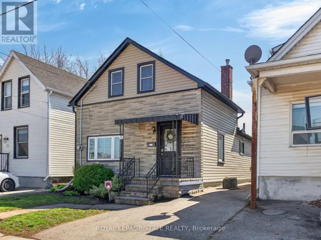30 CAMBRIDGE AVENUE, Hamilton (Crown Point), Ontario L8H1T5