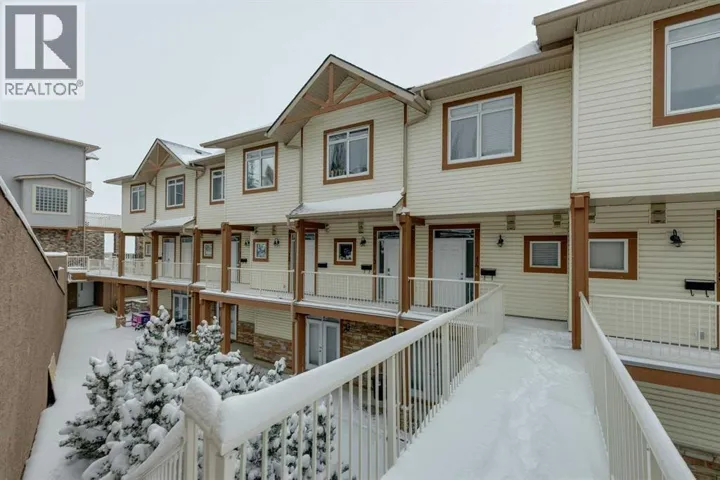 14, 133 Rockyledge View NW, Calgary, Alberta T3G5X2