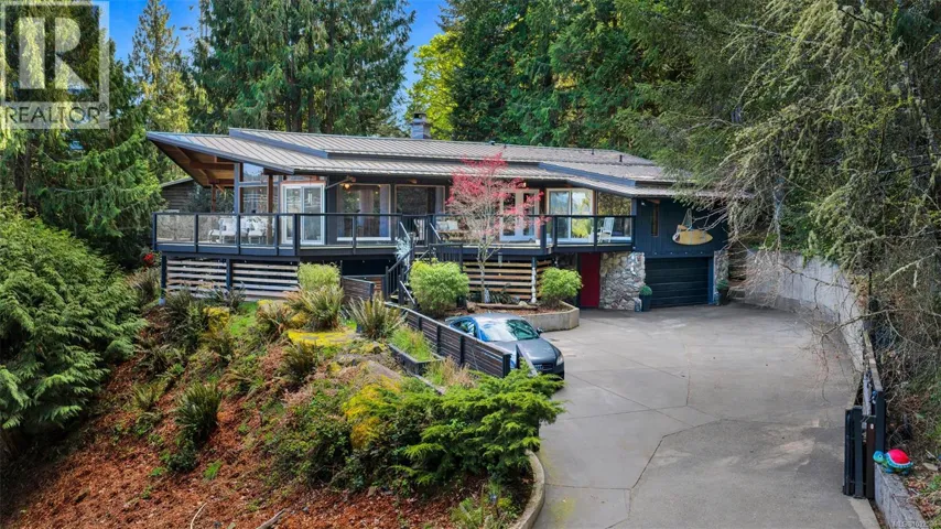 6156 Genoa Bay Rd, Duncan, British Columbia V9L5Y5