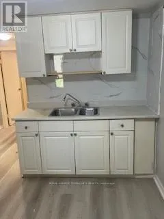 2 - 9 JOHN STREET, Halton Hills (Georgetown), Ontario L7G2J6