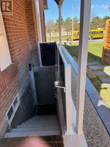 BASEMENT - 1258 LISTING AGENT TO CONFIRM STREET, Mississauga (East Credit), Ontario L5V1K6