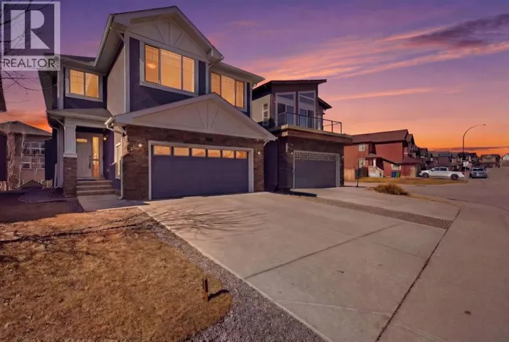 101 Evanborough Green NW, Calgary, Alberta T3P0M8