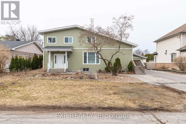 1592 APELDOORN AVENUE, Ottawa, Ontario K2C1V5