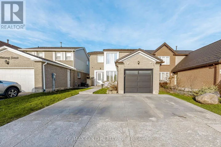 6 NUTMEG STREET, Brampton (Westgate), Ontario L6S4A8