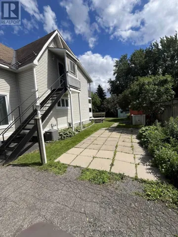 A - 927 LAURIER STREET, Clarence-Rockland, Ontario K4K1V6