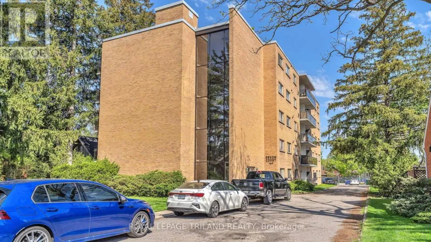 101 - 104 DEVONSHIRE AVENUE, London South (South F), Ontario N6C2H8