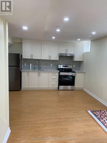 17 PATIENCE DRIVE, Brampton (Fletcher's Meadow), Ontario L7A2S6