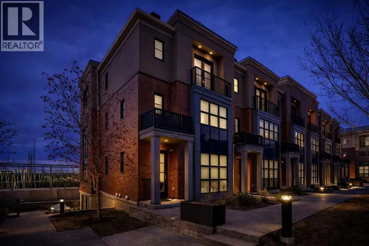 701 Aspen Meadows Hill SW, Calgary, Alberta T3H0G4