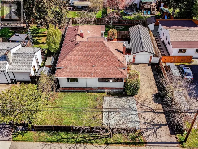 4031 Quadra St, Saanich, British Columbia V8X1K1