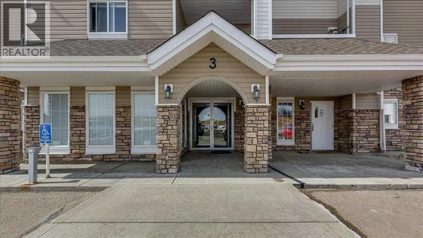 410, 3 Broadway Rise, Sylvan Lake, Alberta T4S0G9