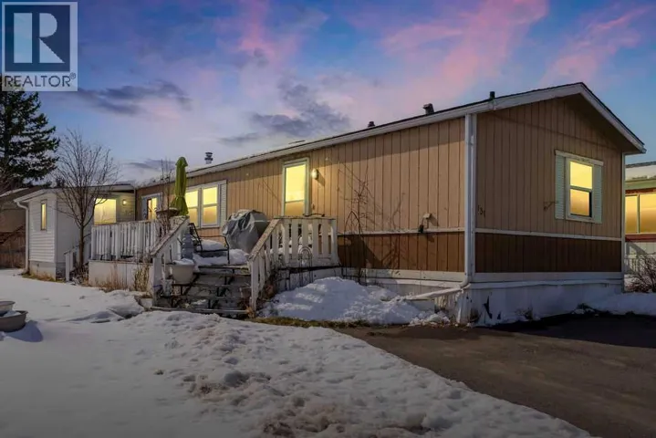 131 Heritage Drive, Okotoks, Alberta T1S1M4
