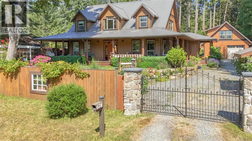 674 Gallagher Way, Gabriola Island, British Columbia V0R1X7