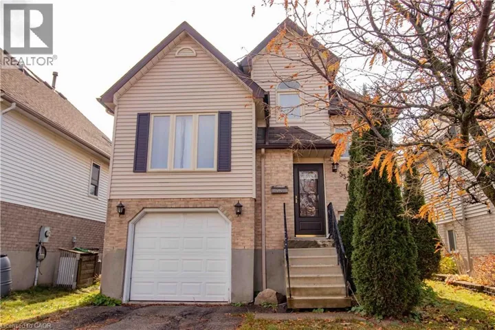 532 PENNY Lane, Waterloo, Ontario N2T2L2