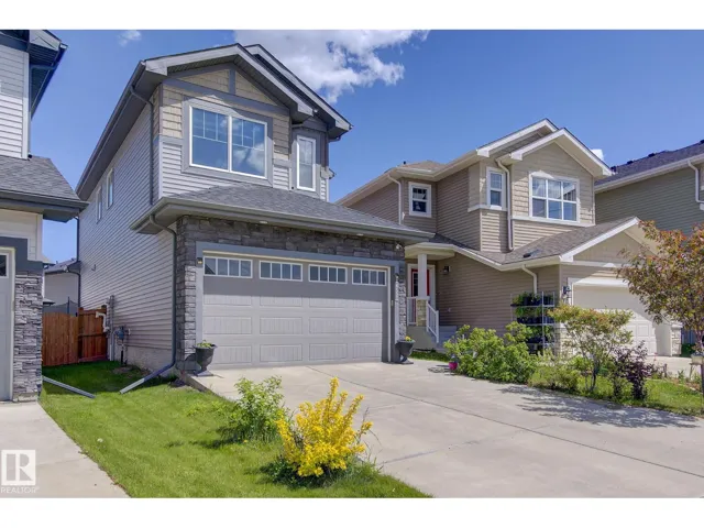 8452 CUSHING CT SW, Edmonton, Alberta T6W3L3