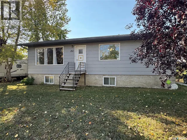 202 4th AVENUE, Landis, Saskatchewan S0K2K0
