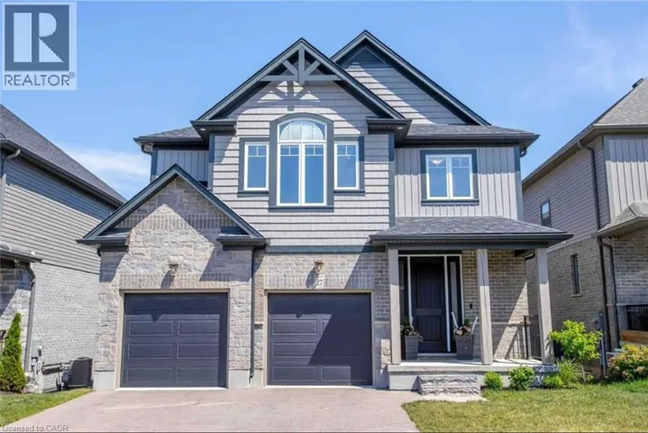 27 MARIANNE DORN Trail, Kitchener, Ontario N2R0H4