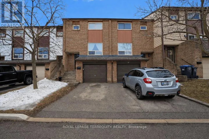 43 - 1221 DUNDIX ROAD, Mississauga (Applewood), Ontario L4Y3Y9