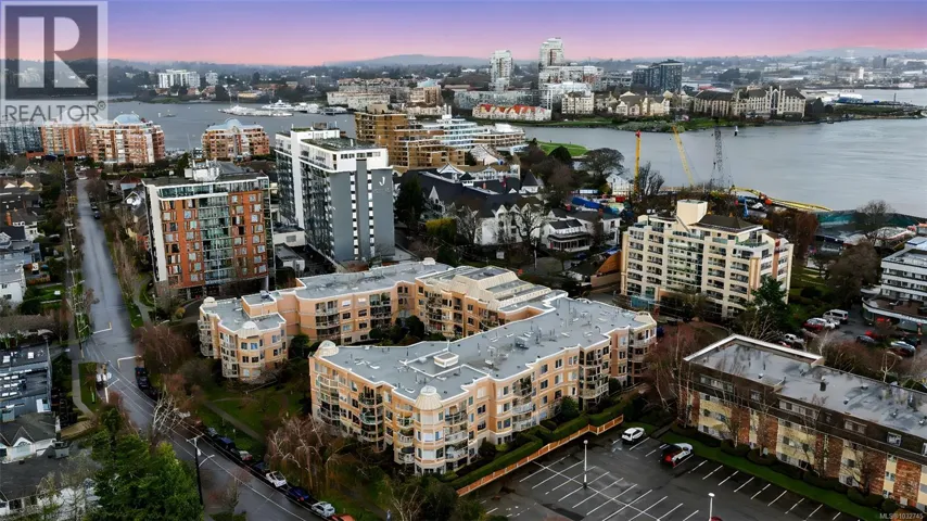 306 405 Quebec St, Victoria, British Columbia V8V4Z2