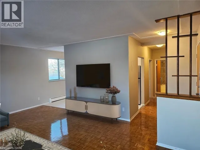 2205 KING Street E Unit# B2, Hamilton, Ontario L8K1W9