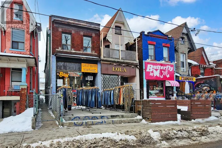38 KENSINGTON AVENUE, Toronto (Kensington-Chinatown), Ontario M5T2J9