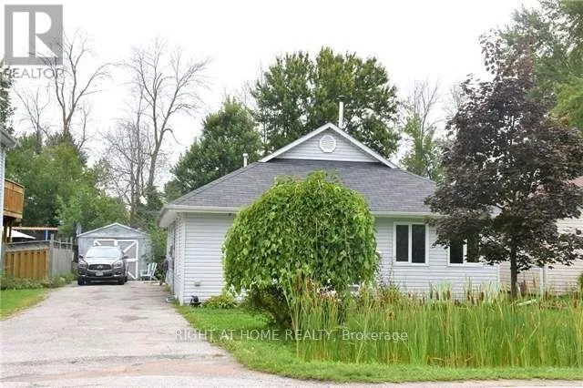 230 BAYVIEW AVENUE, Georgina (Keswick South), Ontario L4P2T2