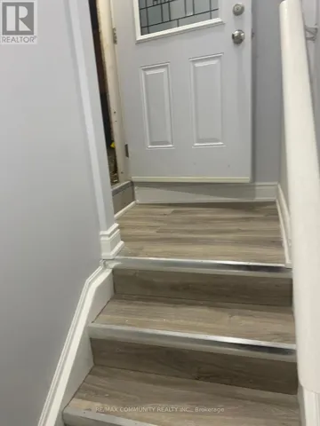 162 AGRO STREET, Hamilton (Waterdown), Ontario L8B1X7