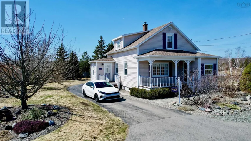 11 Cameron Street, Glace Bay, Nova Scotia B1A2E8