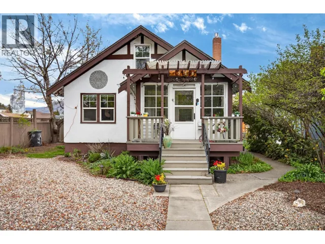 716 Lawson Avenue, Kelowna, British Columbia V1Y6S8