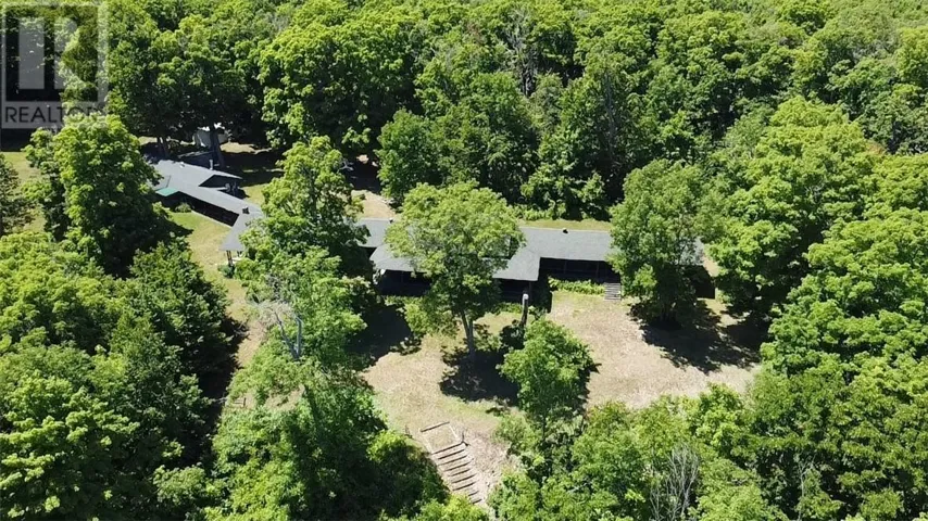 462 Maple Point Rd, Kagawong, Ontario P0P1J0